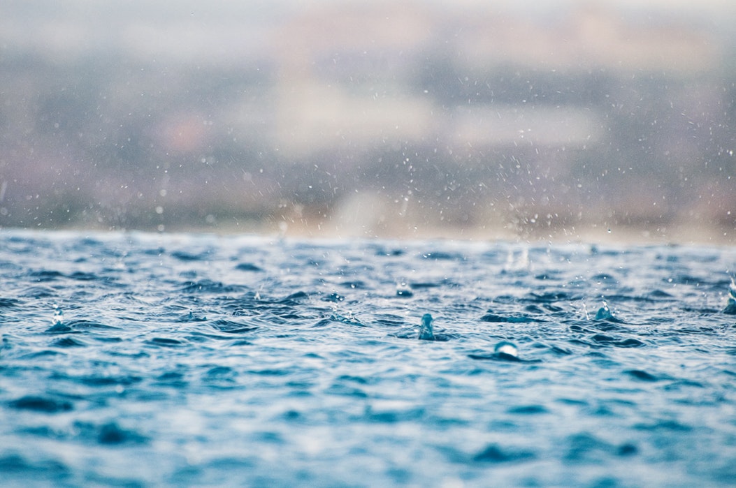 What to do with your pool when it rains a lot?