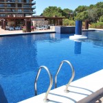 El mejor momento del día para agregar productos químicos a la piscina