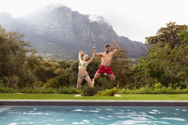 5 razones para climatizar la piscina