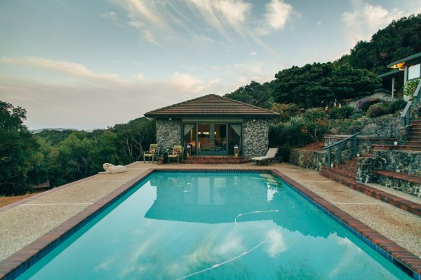 ¿Cuánto cuesta una piscina climatizada?